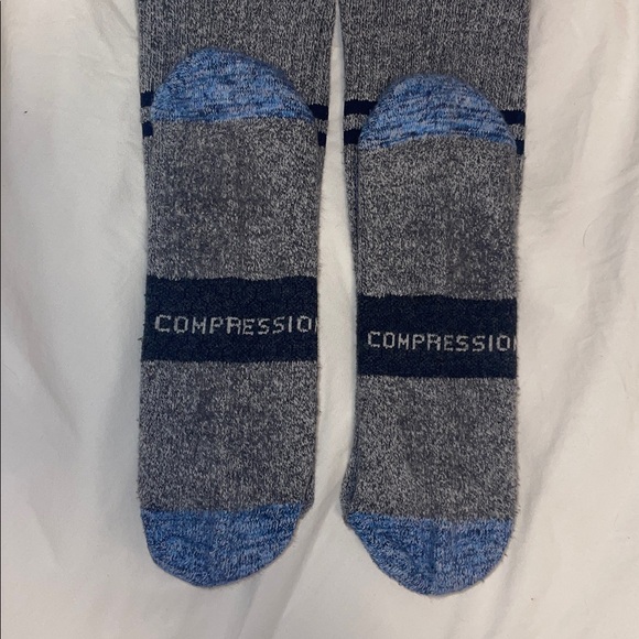 Bombas | Compression Socks - Picture 4 of 5